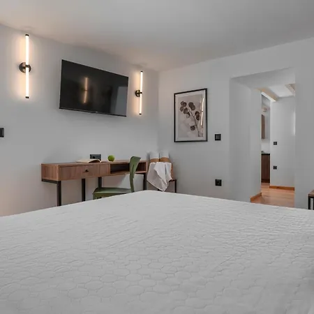 Arca Deorum 비티나