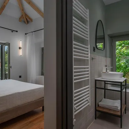 Arca Deorum Bed & Breakfast 4*